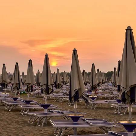Exclusive With Pool Near The Villa Bibione